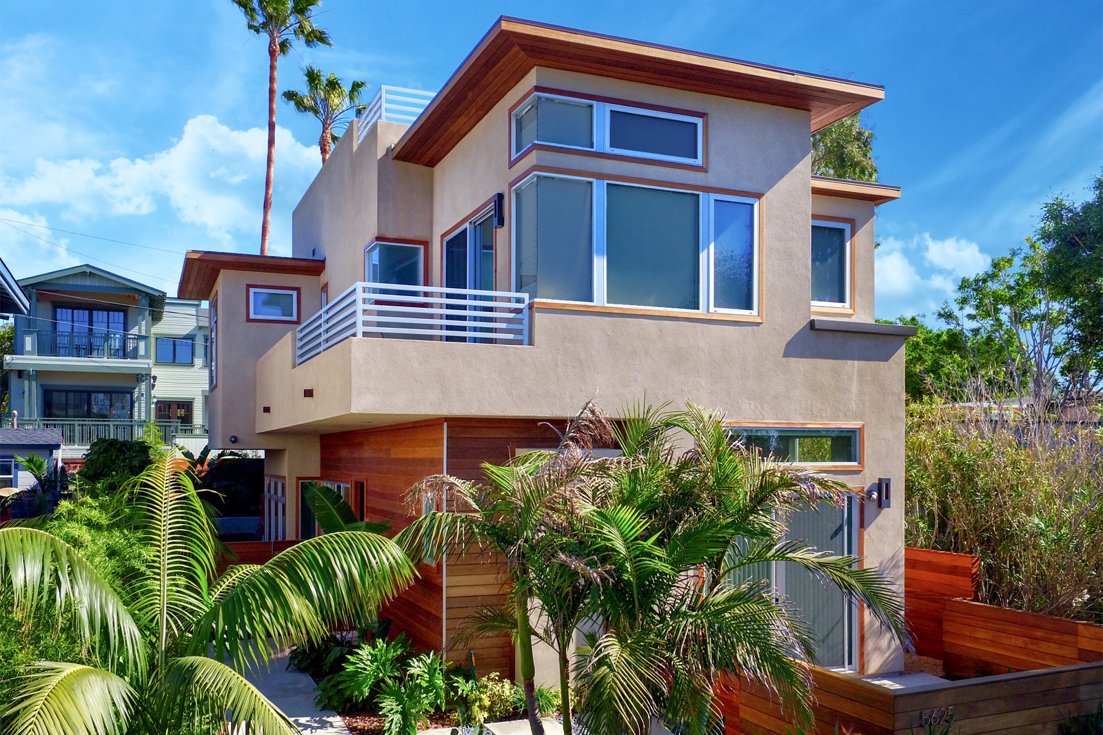 5625 Beaumont front1